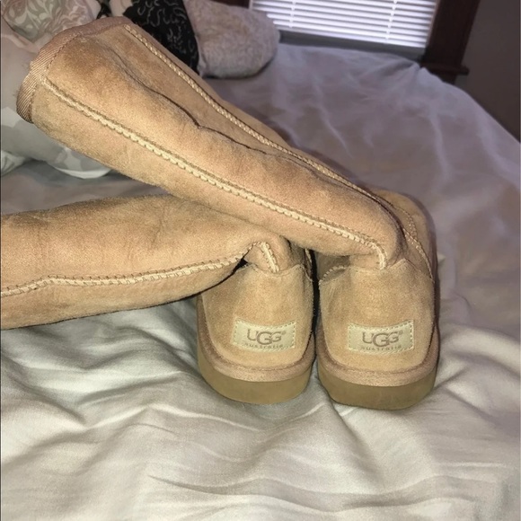 UGG boots - Picture 1 of 3